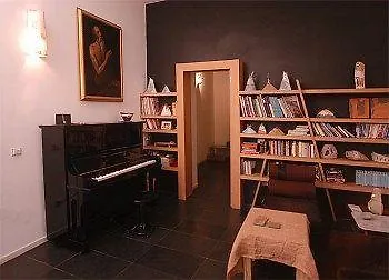Apartment Aleph Design *
