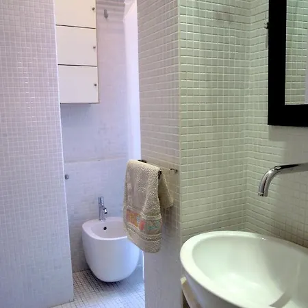 Apartment Aleph Design *
